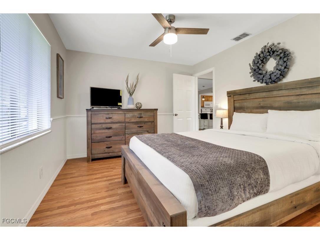 4800 SW 12th Place Cape Coral FL 33914 2026002845 image20