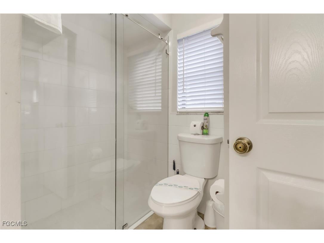 4800 SW 12th Place Cape Coral FL 33914 2026002845 image27