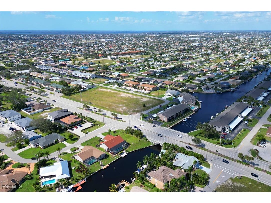 4800 SW 12th Place Cape Coral FL 33914 2026002845 image47