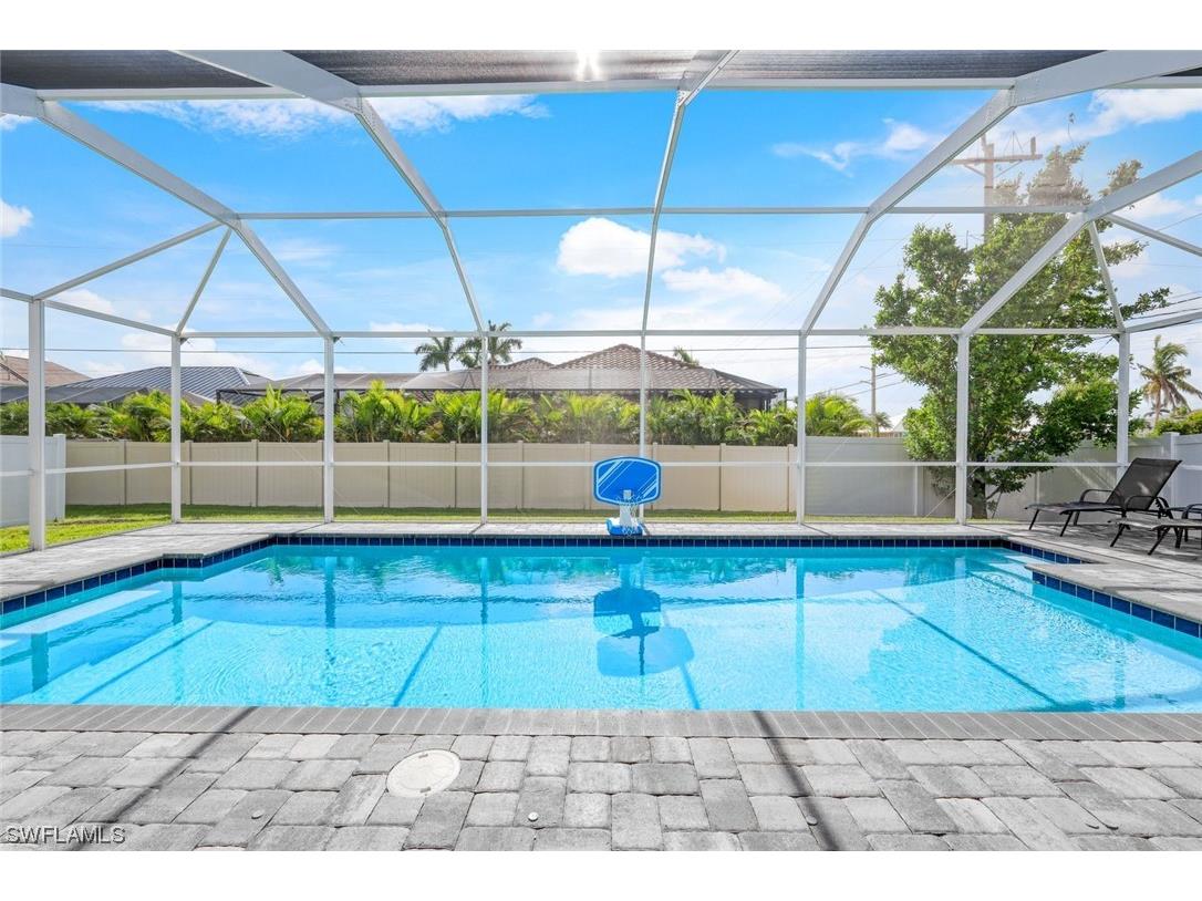 4800 SW 23rd Avenue Cape Coral FL 33914 223057585 image1