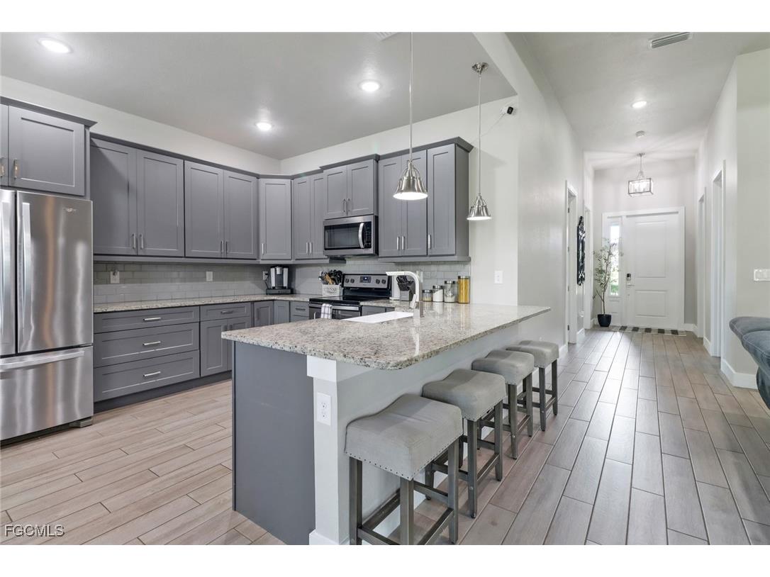 4800 SW 24th Avenue Cape Coral FL 33914 2025003049 image3