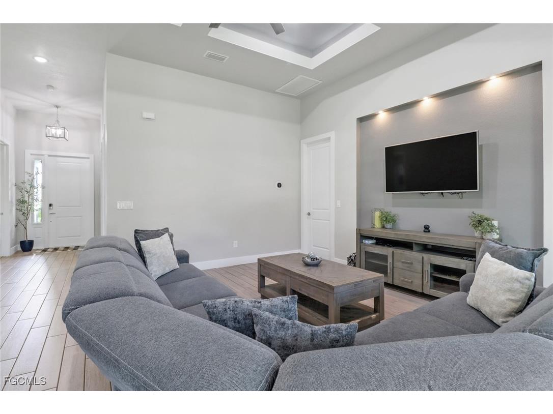 4800 SW 24th Avenue Cape Coral FL 33914 2025003049 image9