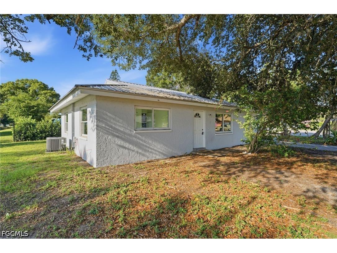4800 Zana Drive Fort Myers FL 33905 2026018752 image26