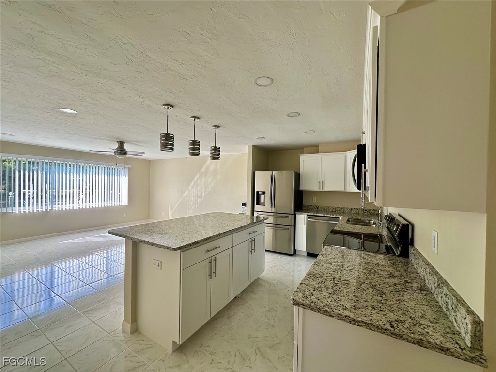 4802 Tudor Drive #102 Cape Coral FL 33904 2025014754 image1