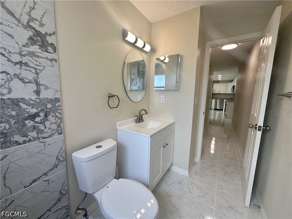 4802 Tudor Drive #102 Cape Coral FL 33904 2026020128 image7