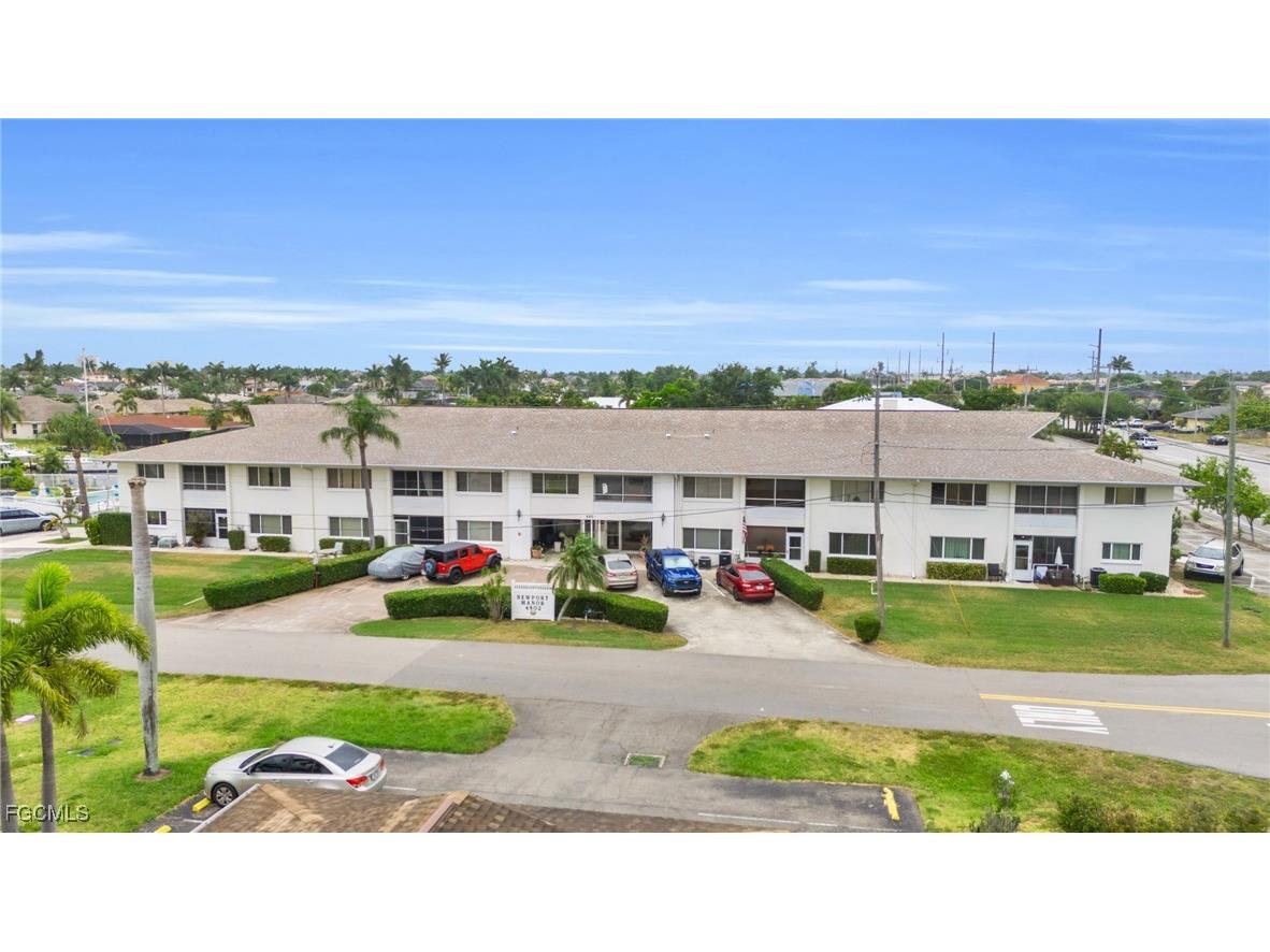 4802 Tudor Drive #201 Cape Coral FL 33904 2025020437 image2