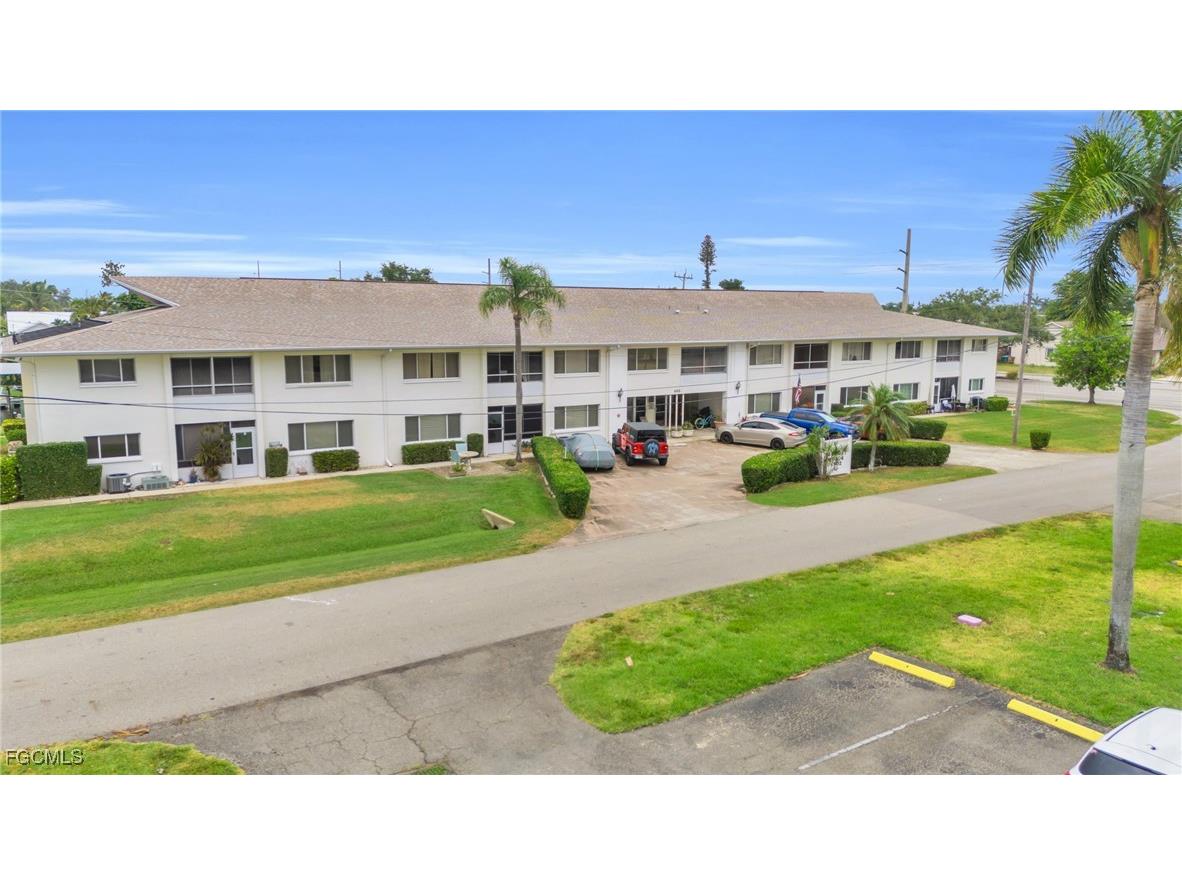 4802 Tudor Drive #201 Cape Coral FL 33904 2025020437 image29