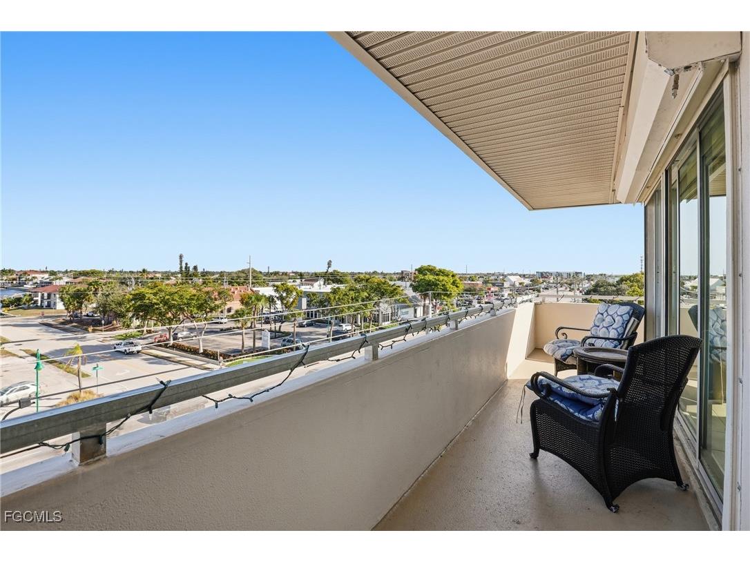 4803 Sunset Court #404 Cape Coral FL 33904 2026003373 image18