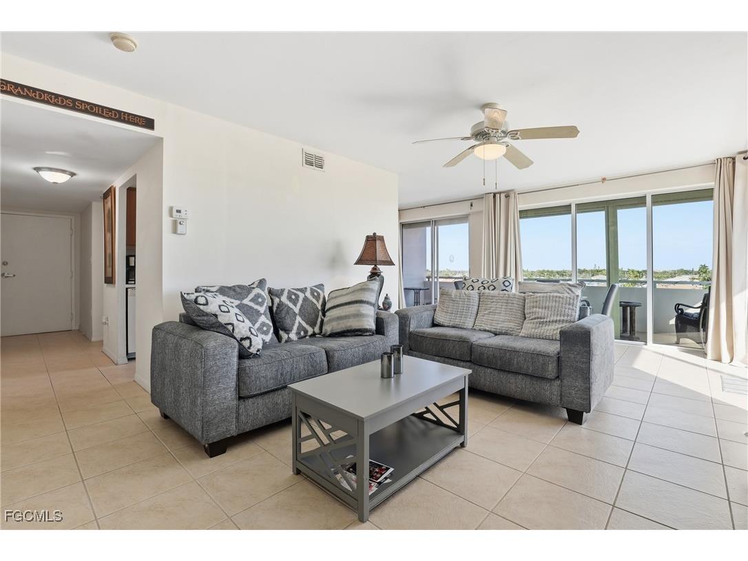 4803 Sunset Court #404 Cape Coral FL 33904 2026003373 image3