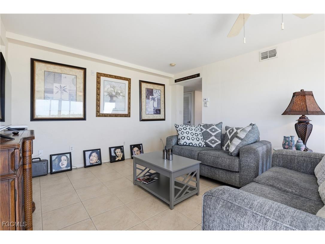 4803 Sunset Court #404 Cape Coral FL 33904 2026003373 image4