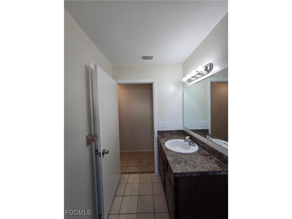4803 Triton Court E #2 Cape Coral FL 33904 2025020736 image11