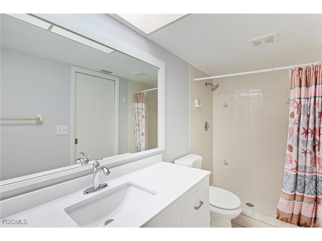 4805 Sorrento Court #102 Cape Coral FL 33904 2025021389 image18