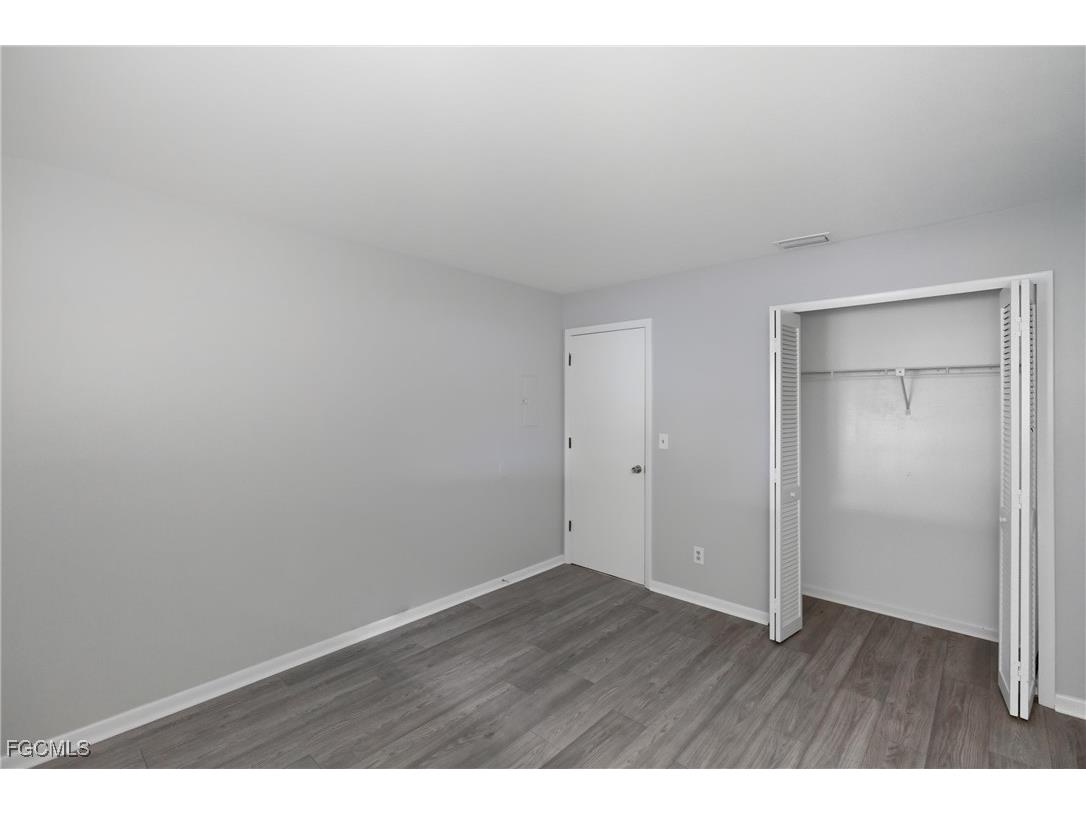 4805 Sorrento Court #102 Cape Coral FL 33904 2025021389 image20
