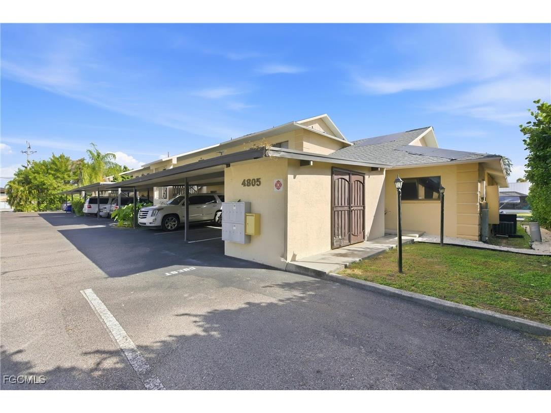 4805 Sorrento Court #102 Cape Coral FL 33904 2025021389 image4