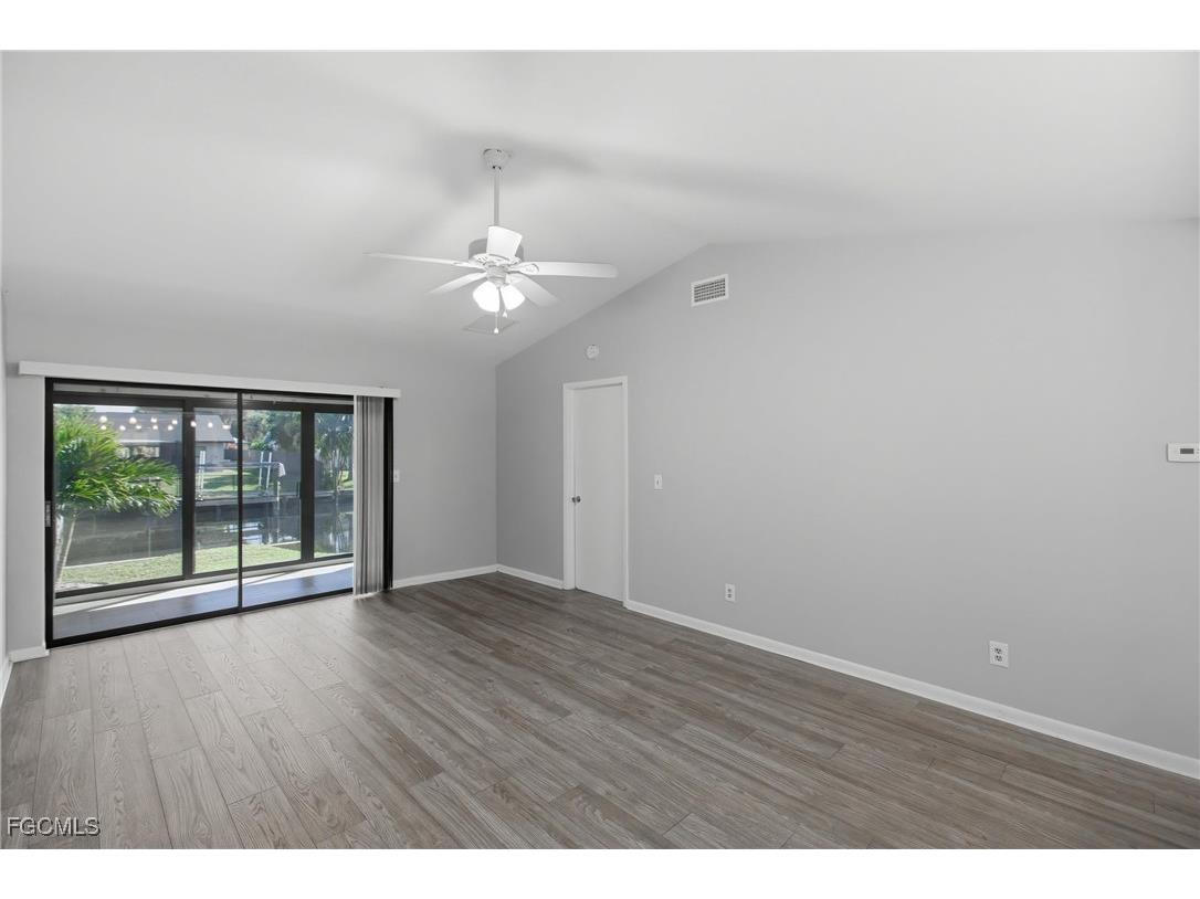 4805 Sorrento Court #102 Cape Coral FL 33904 2025021389 image6
