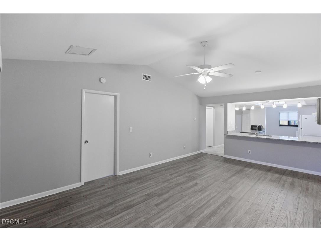 4805 Sorrento Court #102 Cape Coral FL 33904 2025021389 image7