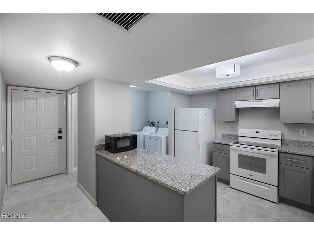 4805 Sorrento Court #102 Cape Coral FL 33904 2025021389 image9