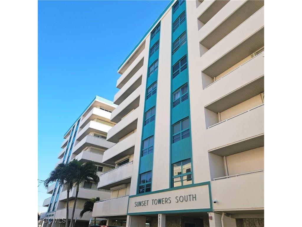 4807 Sunset Court #107 Cape Coral FL 33904 2025019880 image2