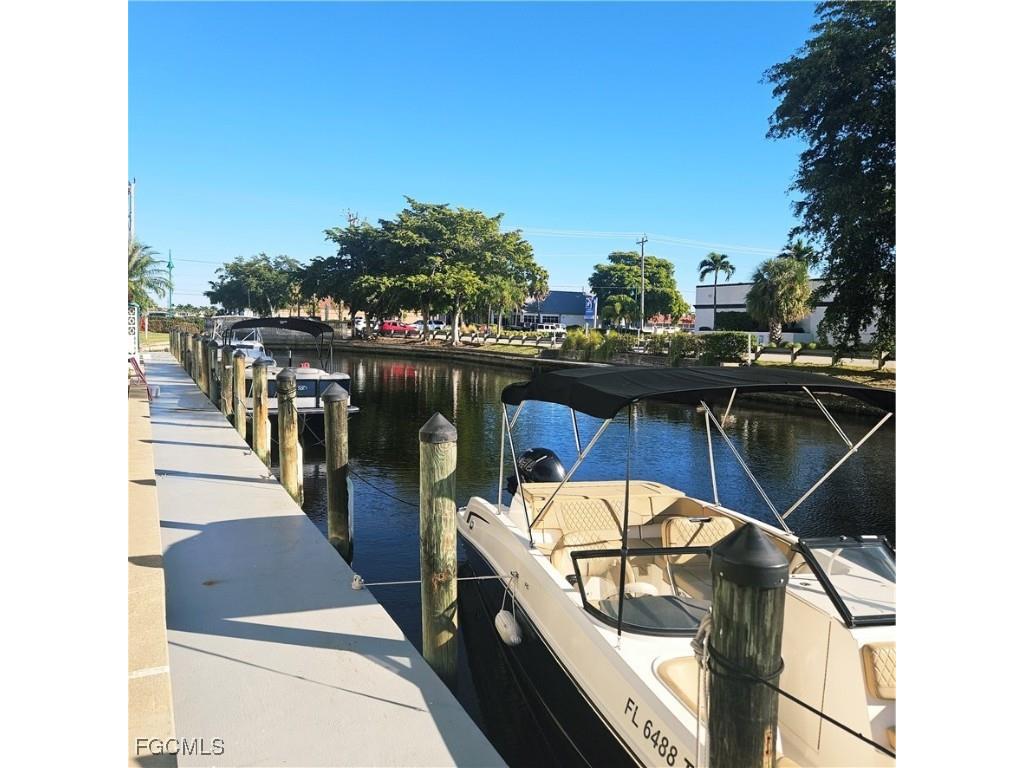 4807 Sunset Court #107 Cape Coral FL 33904 2025019880 image37