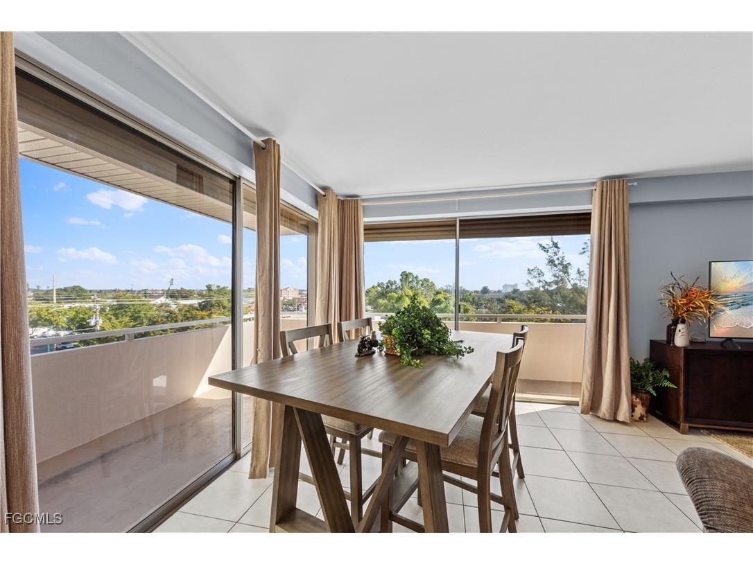 4807 Sunset Court #405 Cape Coral FL 33904 2025025954 image10