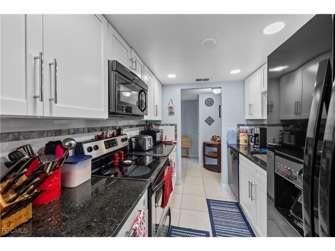 4807 Sunset Court #405 Cape Coral FL 33904 2025025954 image11
