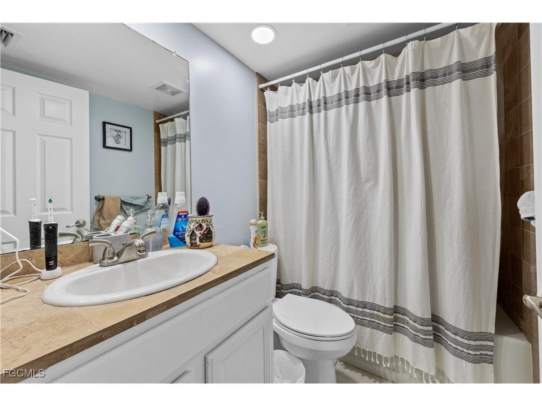 4807 Sunset Court #405 Cape Coral FL 33904 2025025954 image17