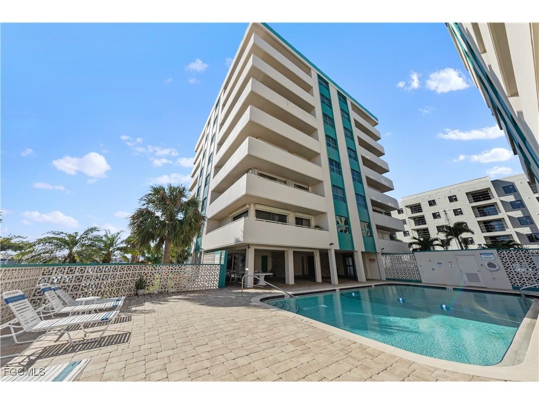4807 Sunset Court #405 Cape Coral FL 33904 2025025954 image20