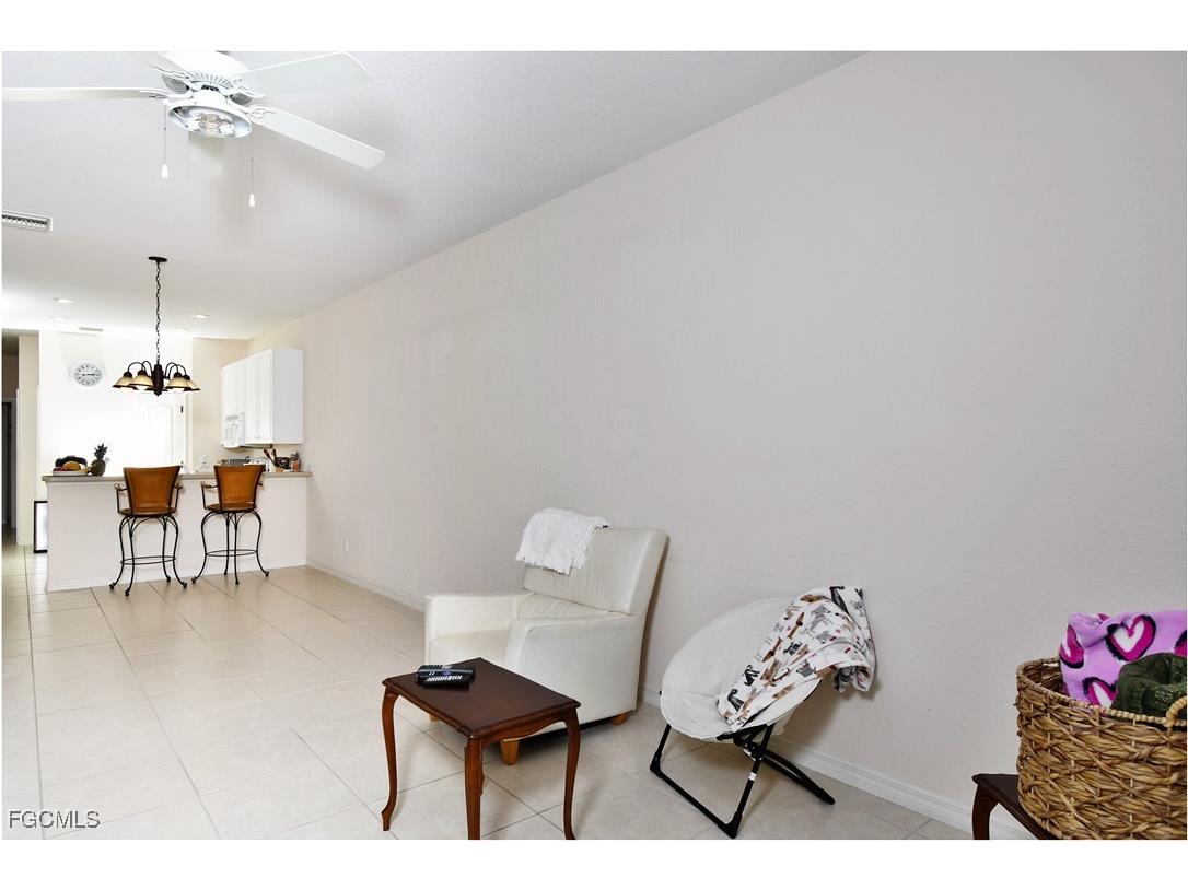 4808 Fairloop Run Lehigh Acres FL 33973 2025020157 image10