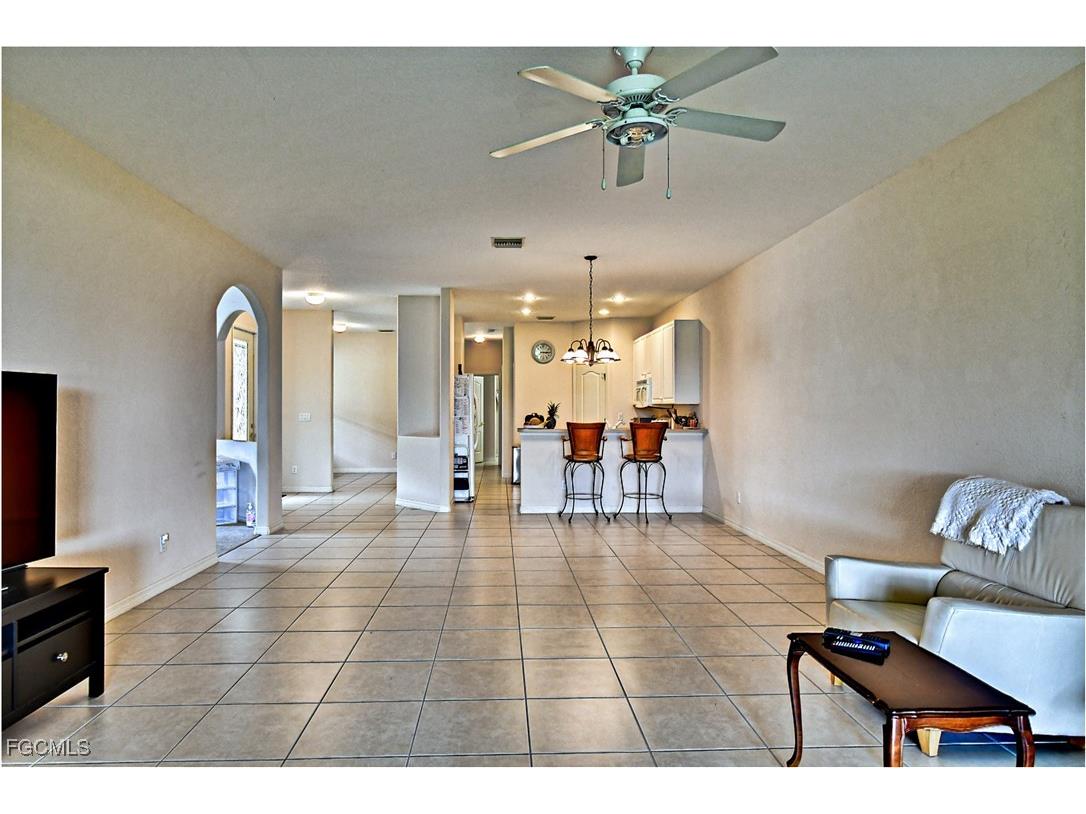 4808 Fairloop Run Lehigh Acres FL 33973 2025020157 image11