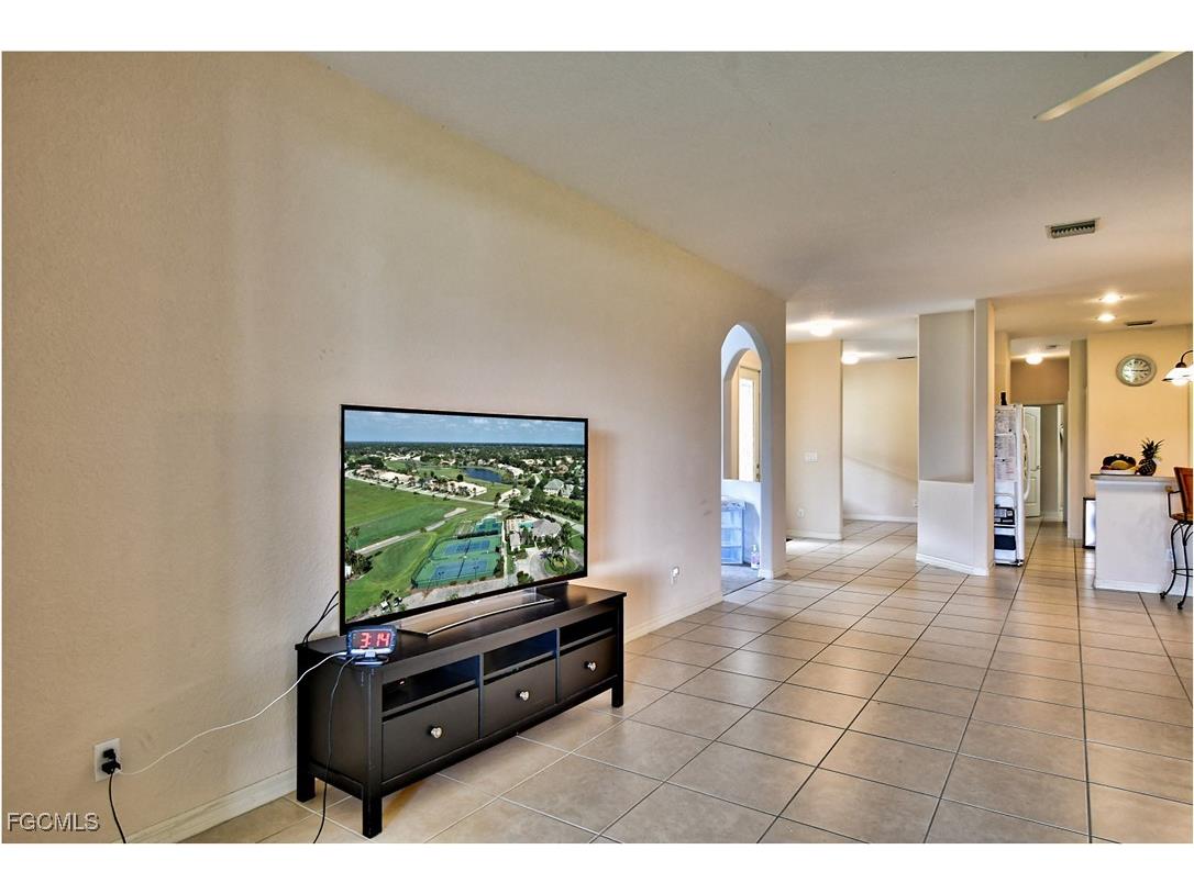 4808 Fairloop Run Lehigh Acres FL 33973 2025020157 image12