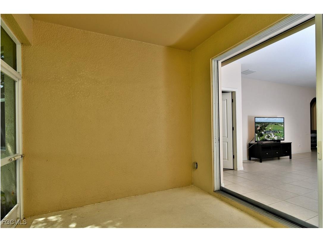 4808 Fairloop Run Lehigh Acres FL 33973 2025020157 image21