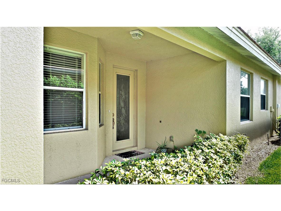 4808 Fairloop Run Lehigh Acres FL 33973 2025020157 image3