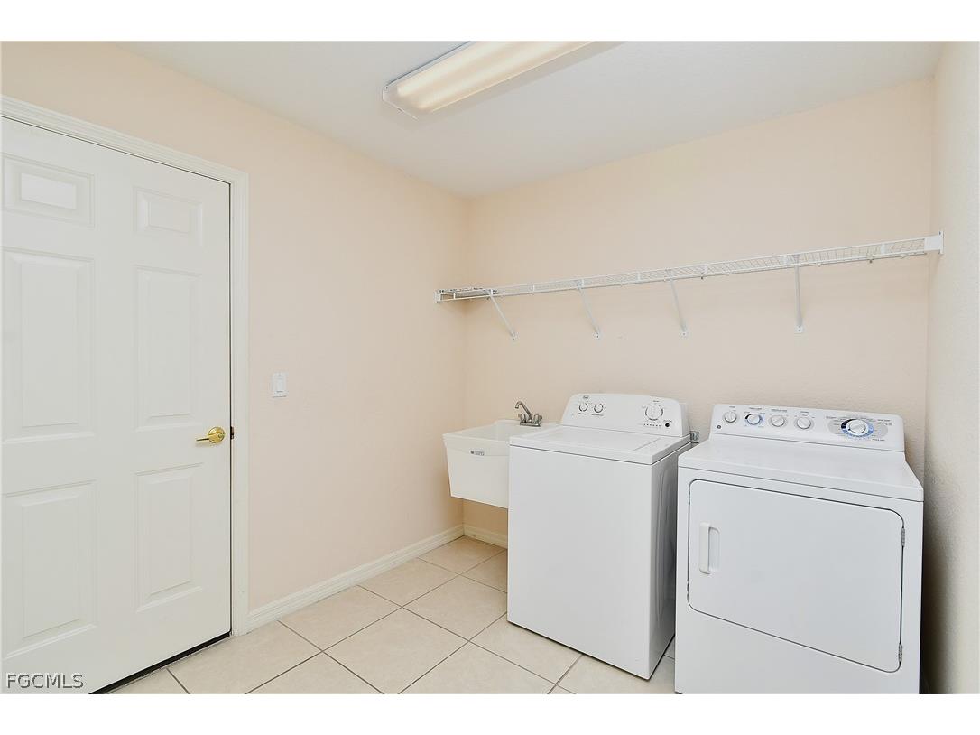 4808 Fairloop Run Lehigh Acres FL 33973 2025020157 image32