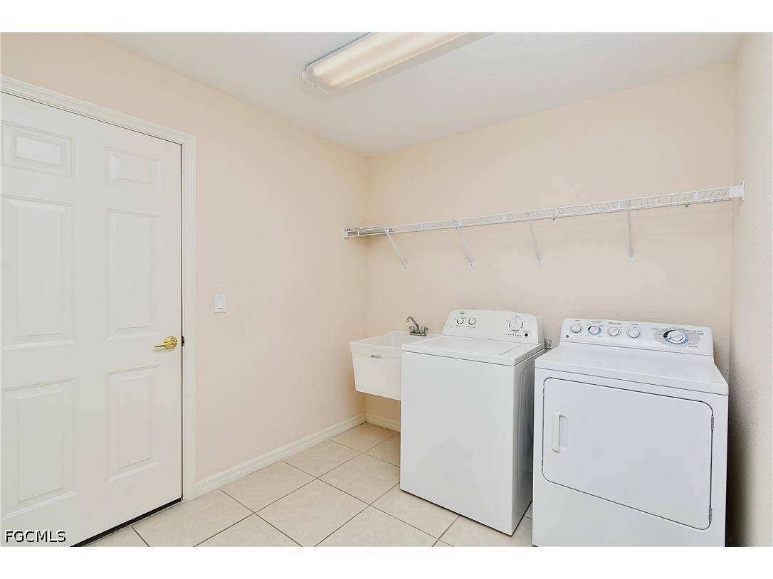4808 Fairloop Run Lehigh Acres FL 33973 2026020340 image9