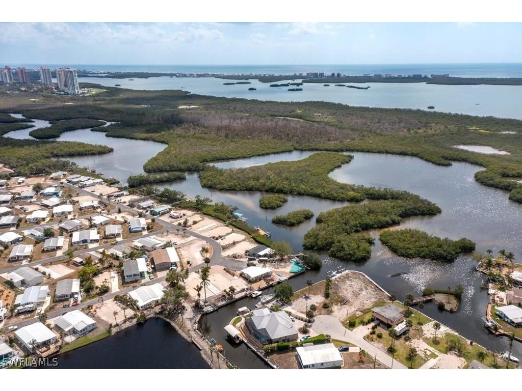 4808 Tahiti Drive Bonita Springs FL 34134 224049063 image4