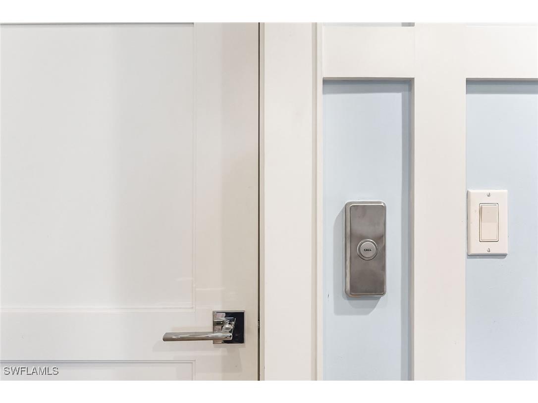 481 21st Avenue S Naples FL 34102 226001726 image21