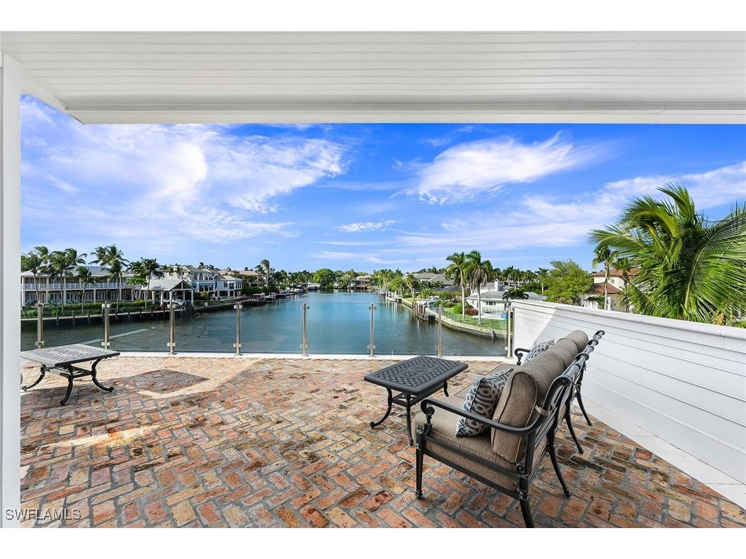 481 21st Avenue S Naples FL 34102 226001726 image27