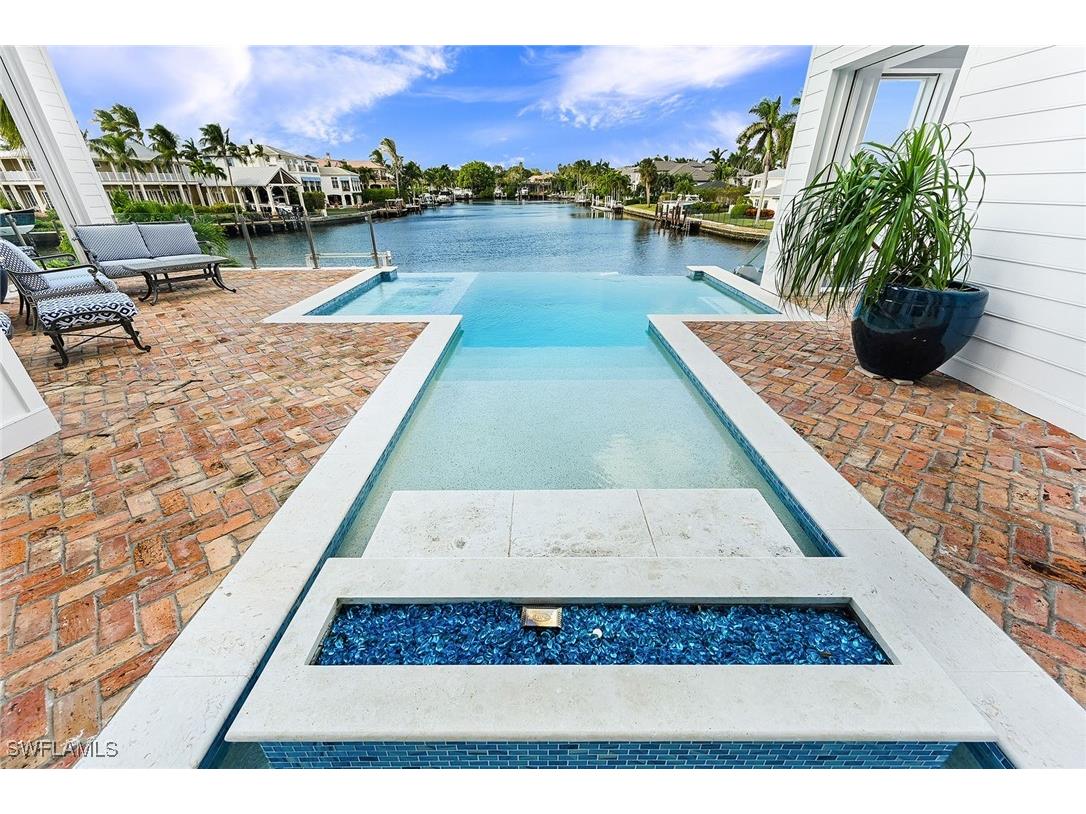 481 21st Avenue S Naples FL 34102 226001726 image46