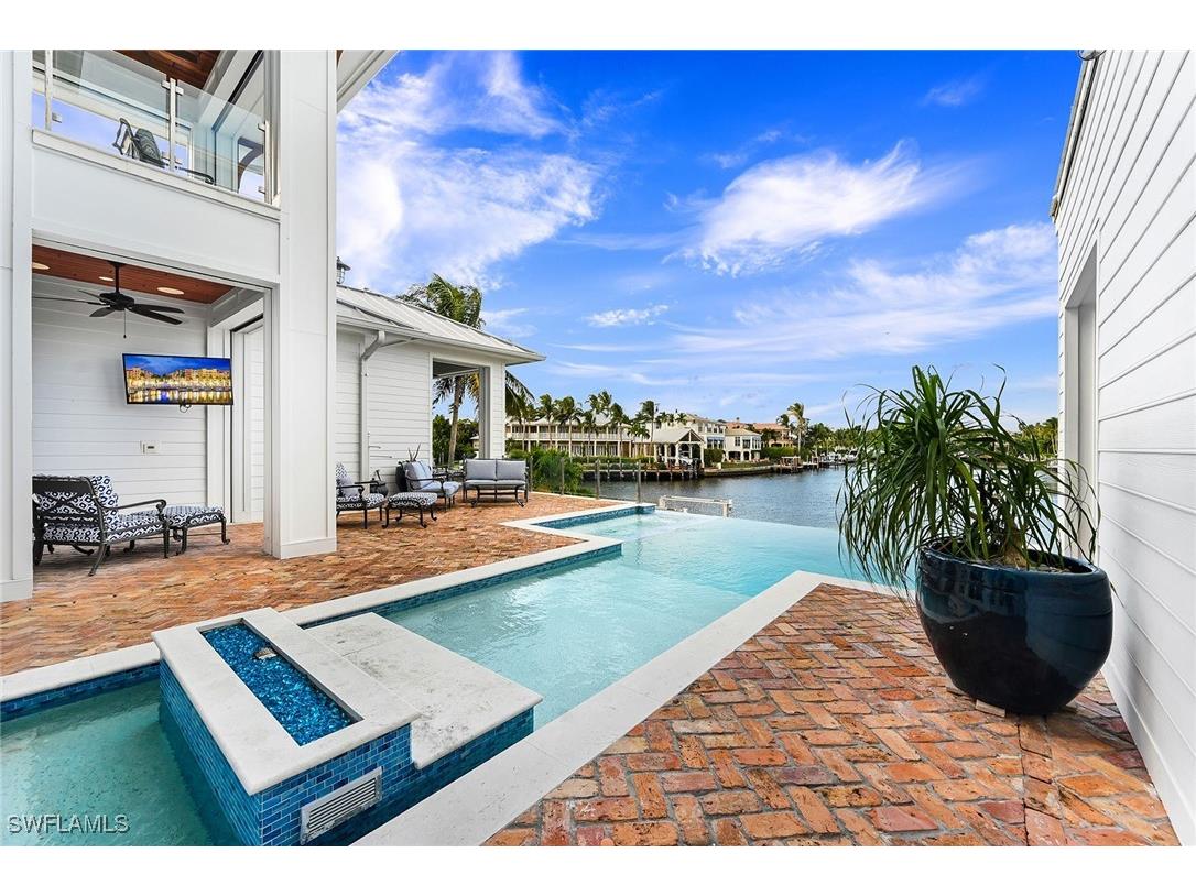 481 21st Avenue S Naples FL 34102 226001726 image49