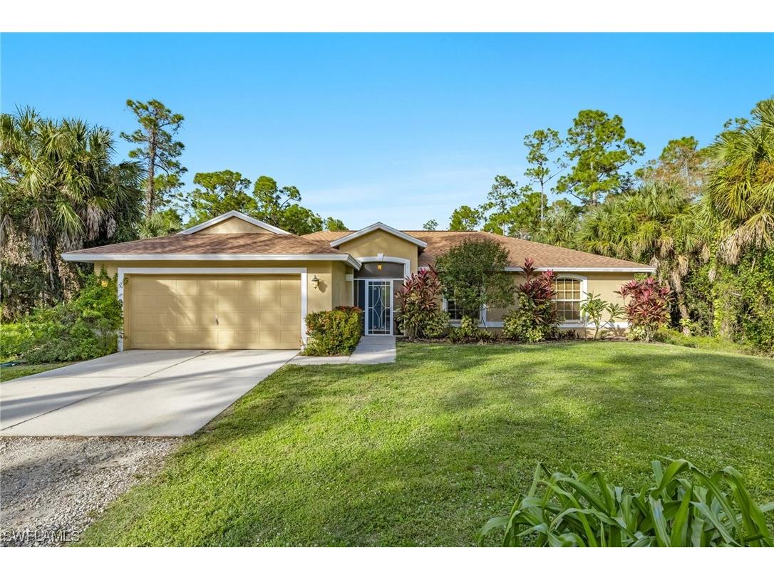 481 35th Avenue NE Naples FL 34120 223090070 image1