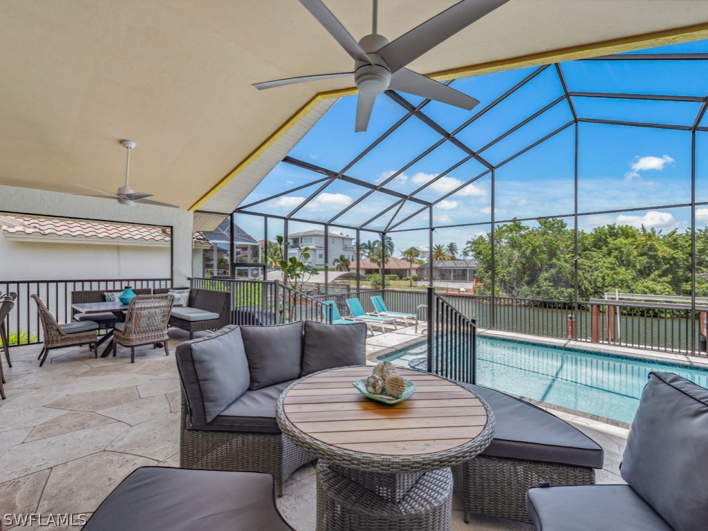 481 Lagoon Avenue Naples FL 34108 224041692 image1