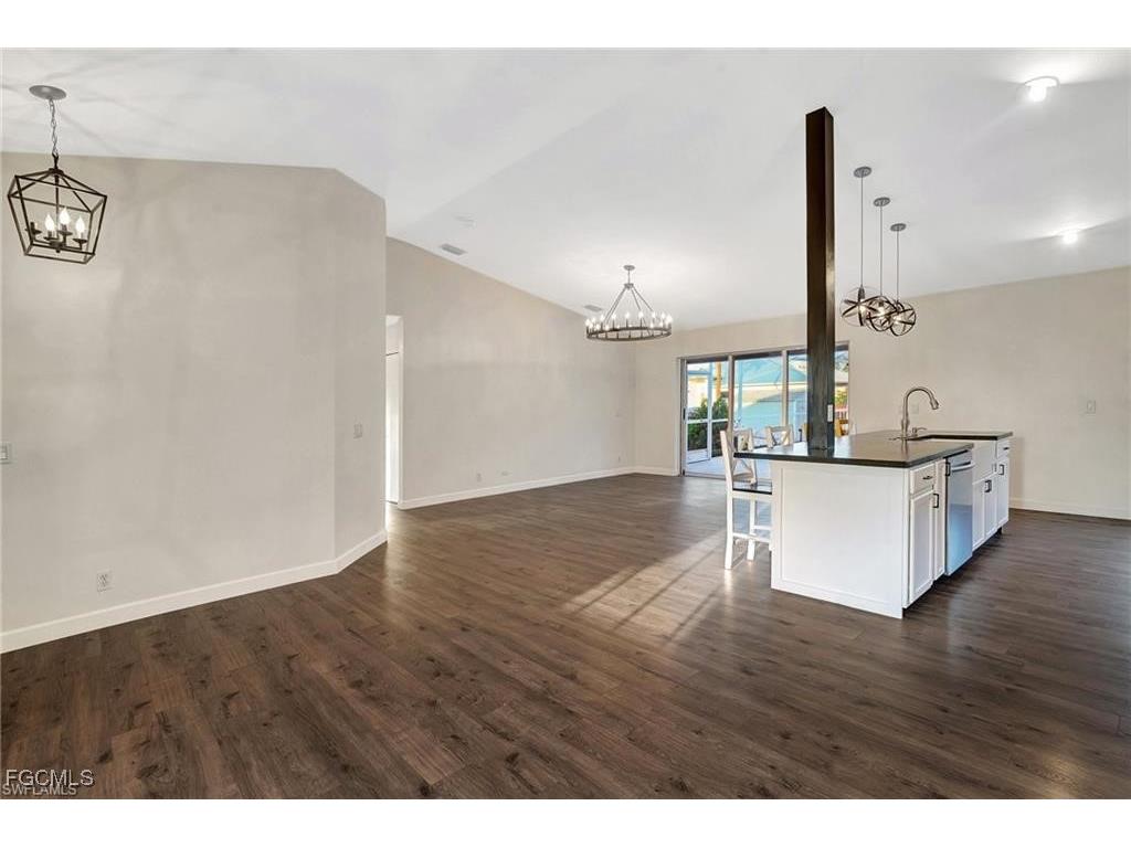 4810 12th Street NE Naples FL 34120 2025007690 image4