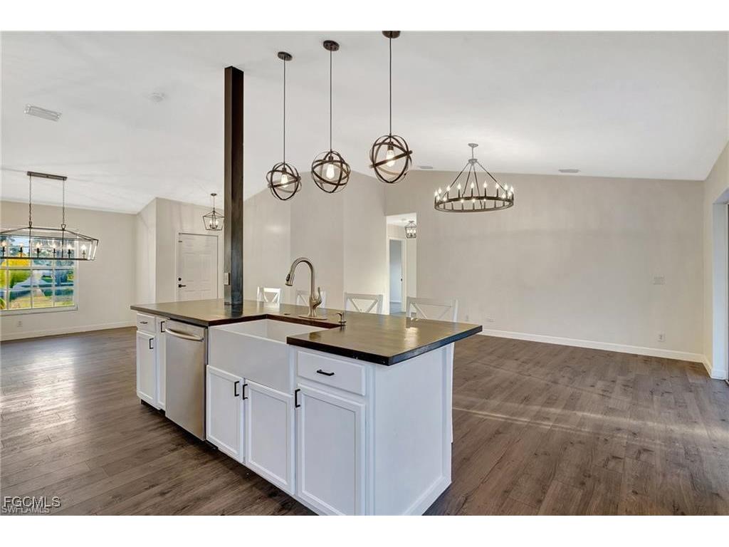 4810 12th Street NE Naples FL 34120 2025007690 image6