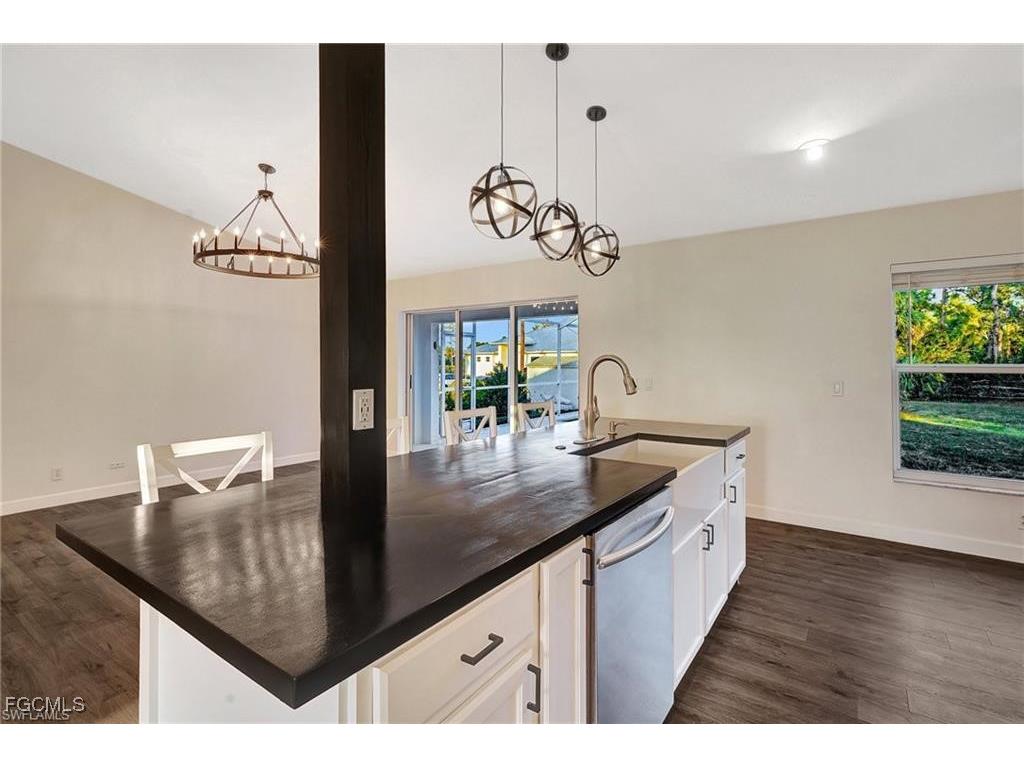 4810 12th Street NE Naples FL 34120 2025007690 image7