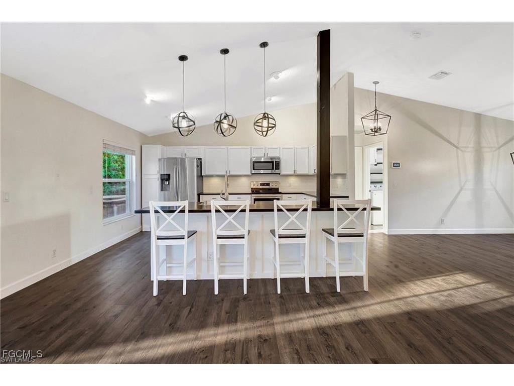 4810 12th Street NE Naples FL 34120 2025007690 image9