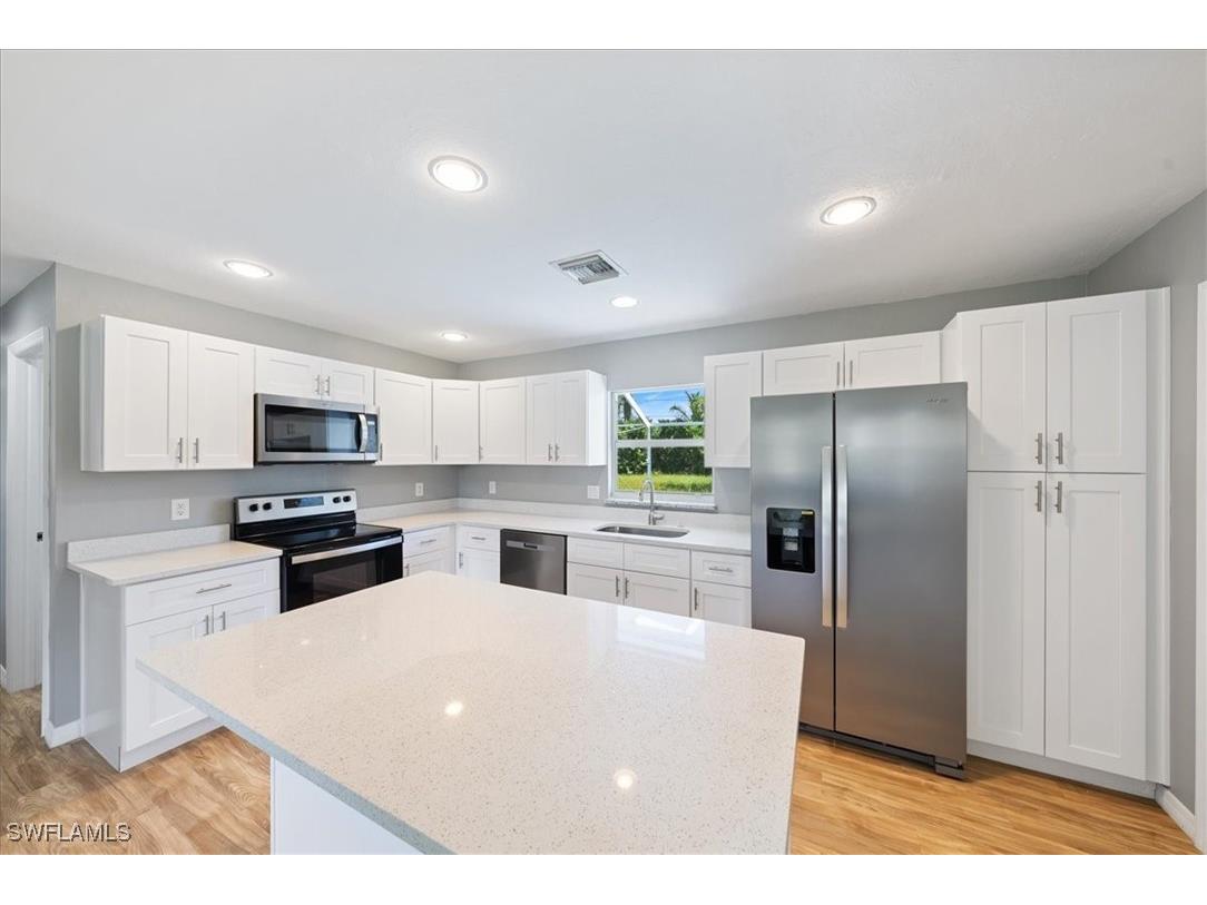 4810 Duera Mae Drive Fort Myers FL 33908 225074994 image2