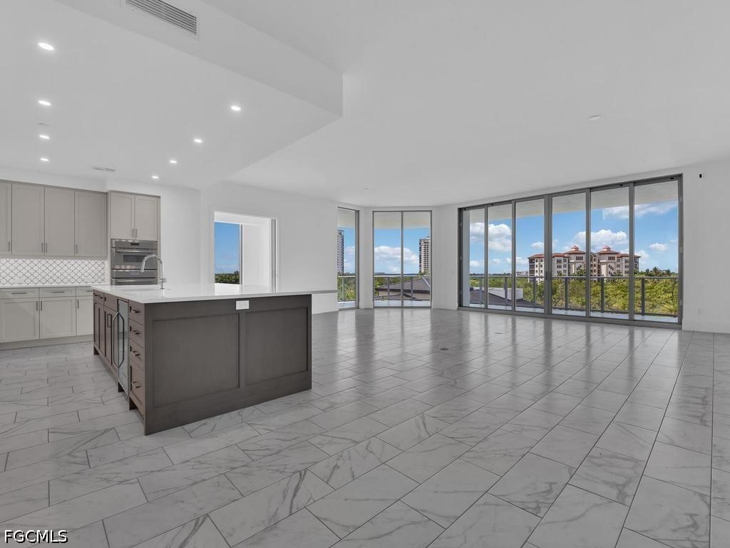 4810 Pelican Colony Boulevard #401 Bonita Springs FL 34134 2026019171 image4