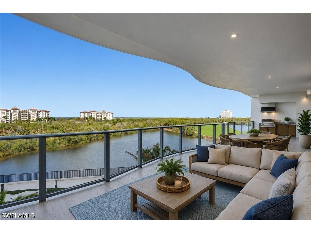 4810 Pelican Colony #404 Bonita Springs FL 34134 226007139 image1