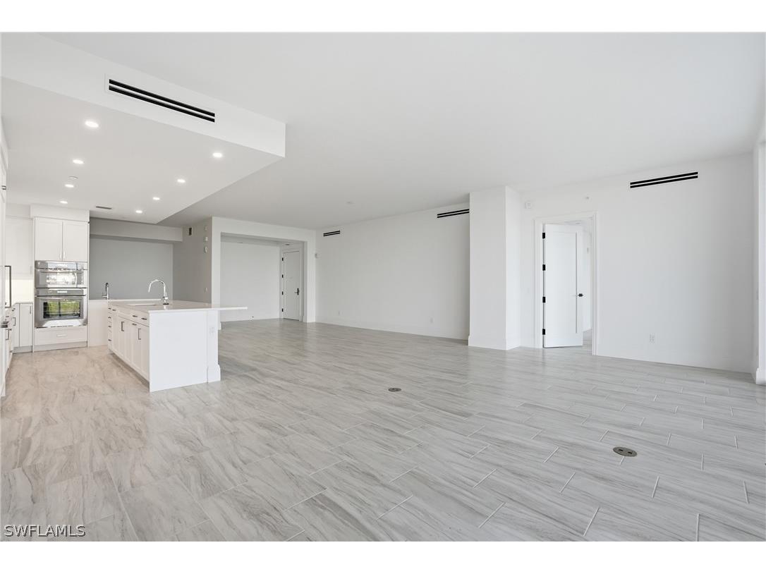 4810 Pelican Colony #404 Bonita Springs FL 34134 226007139 image7