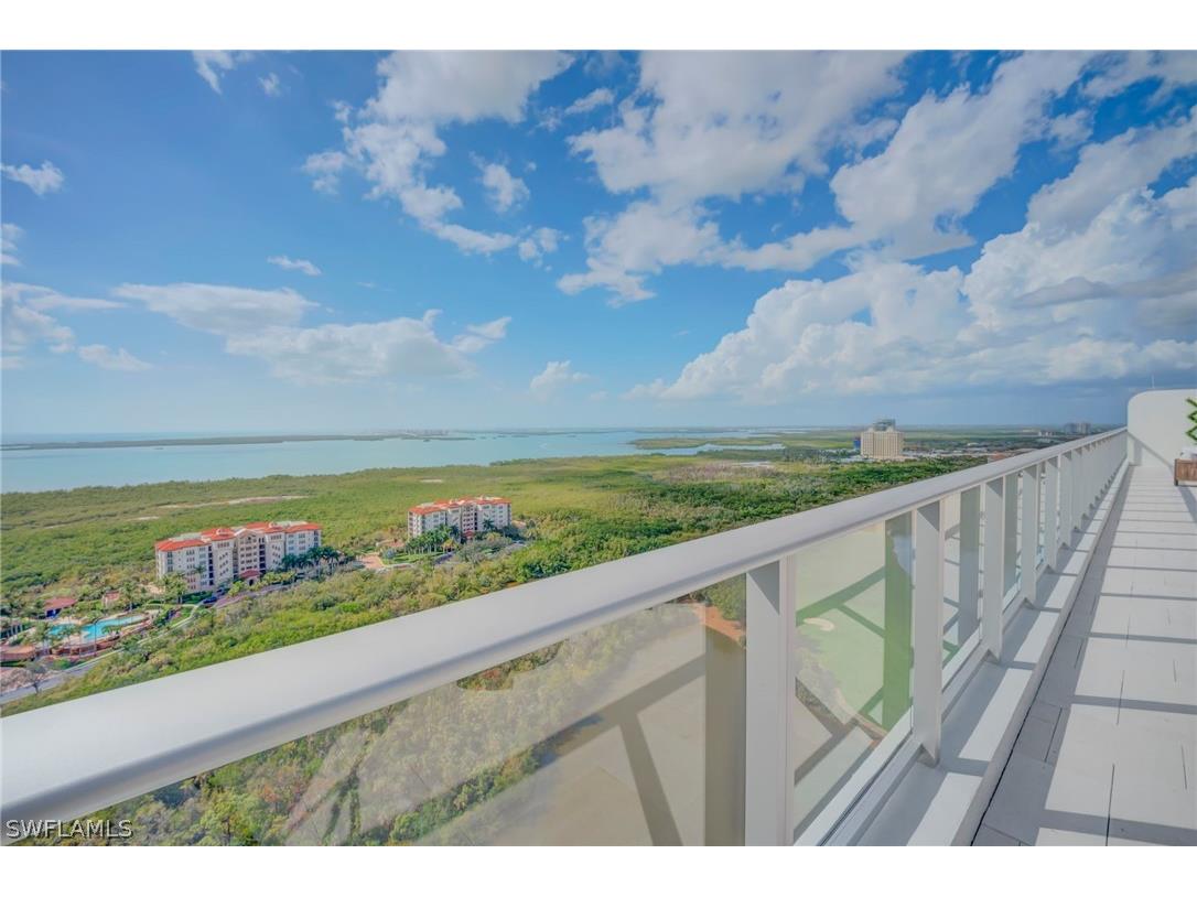 4810 Pelican Colony Boulevard #704 Bonita Springs FL 34134 226011174 image2
